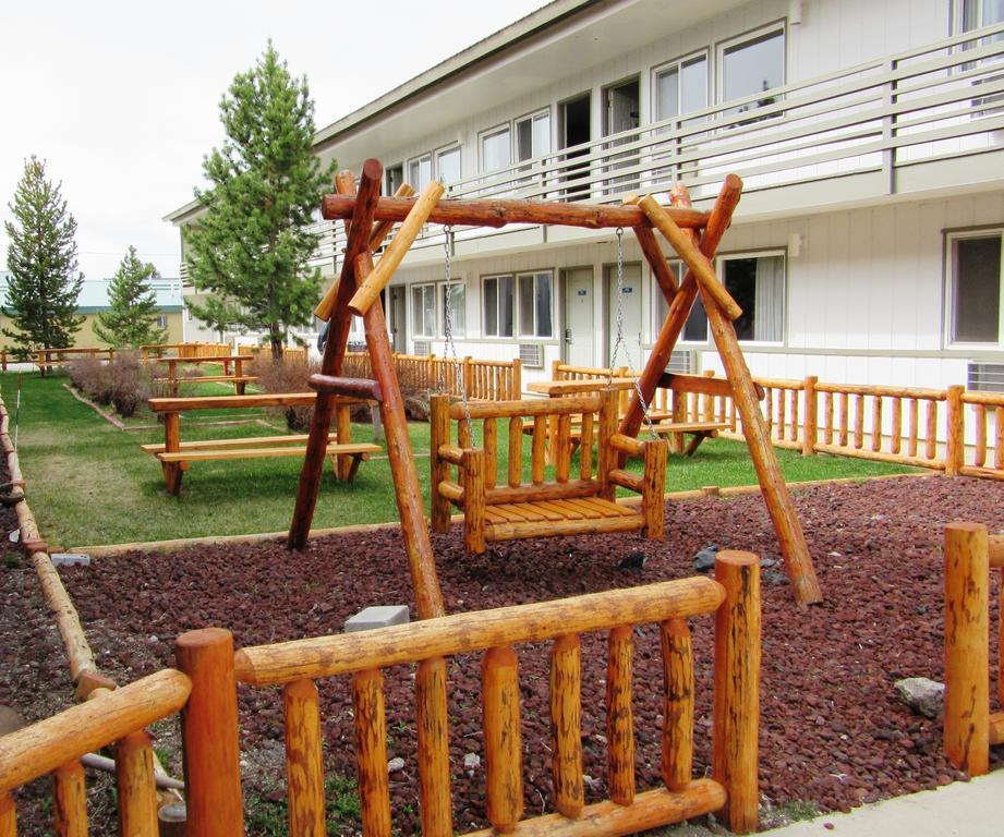White Buffalo Hotel West Yellowstone Exterior photo