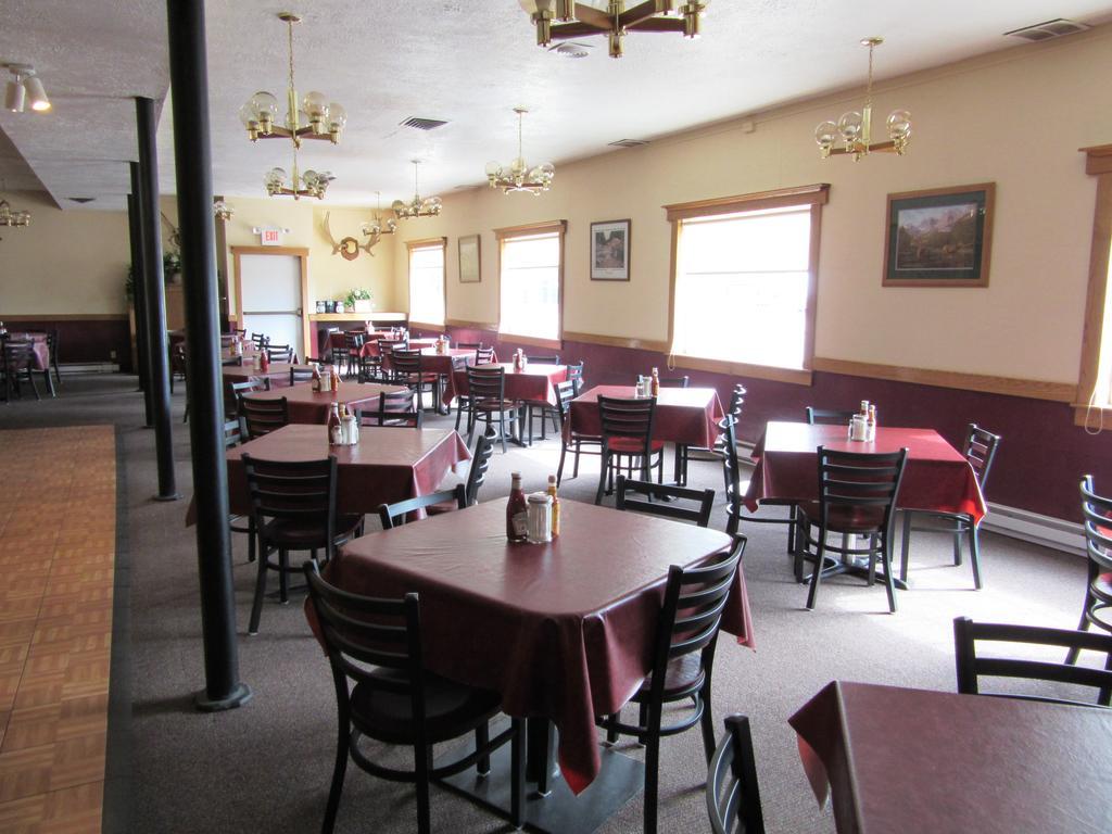 White Buffalo Hotel West Yellowstone Exterior photo